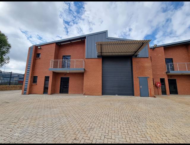 432M² WAREHOUSE TO LET IN ORMONDE